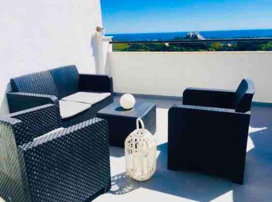 Atico Con Bonita Vista. En Urbanizacion Privada.! Apartment เอสเตโปนา ภายนอก รูปภาพ